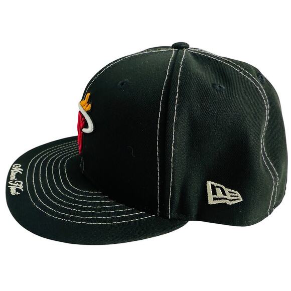 Miami Heat NBA New Era 59Fifty Black Fitted Hat Size 7.5 New With Tags MSRP 46 - Picture 2 of 4